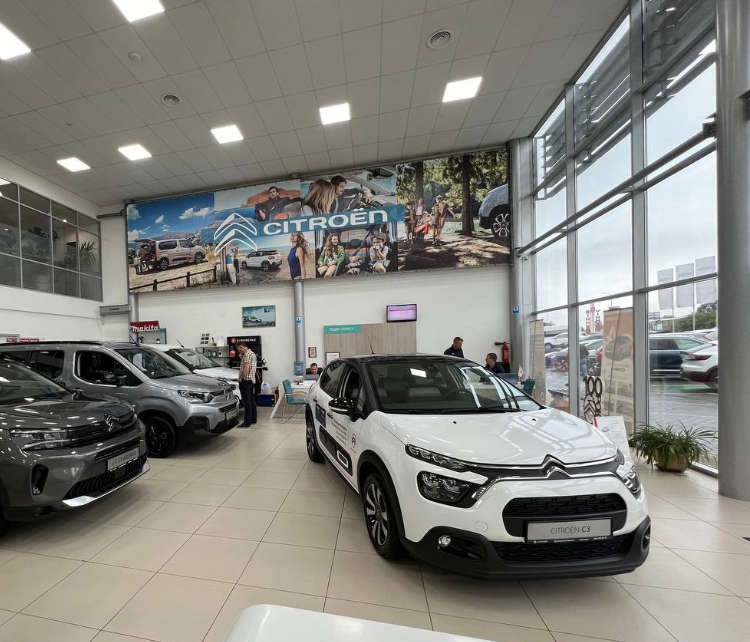 Автомобілі Citroën в автосалоні «Автоцентр Поділля» у Вінниці